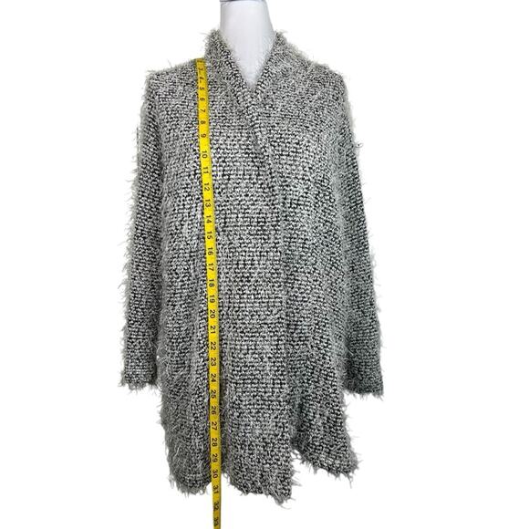 Ruby Rd. Cardigan Sweater Womens Size S Black White Soft Oversized Fit Fuzzy - Picture 7 of 8